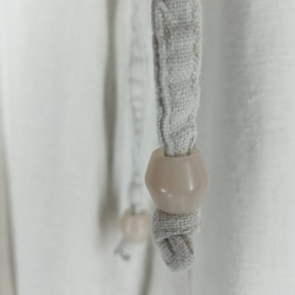 Erika Women's Embroidered Embellished XL Capri Pants - Picture 12 of 15